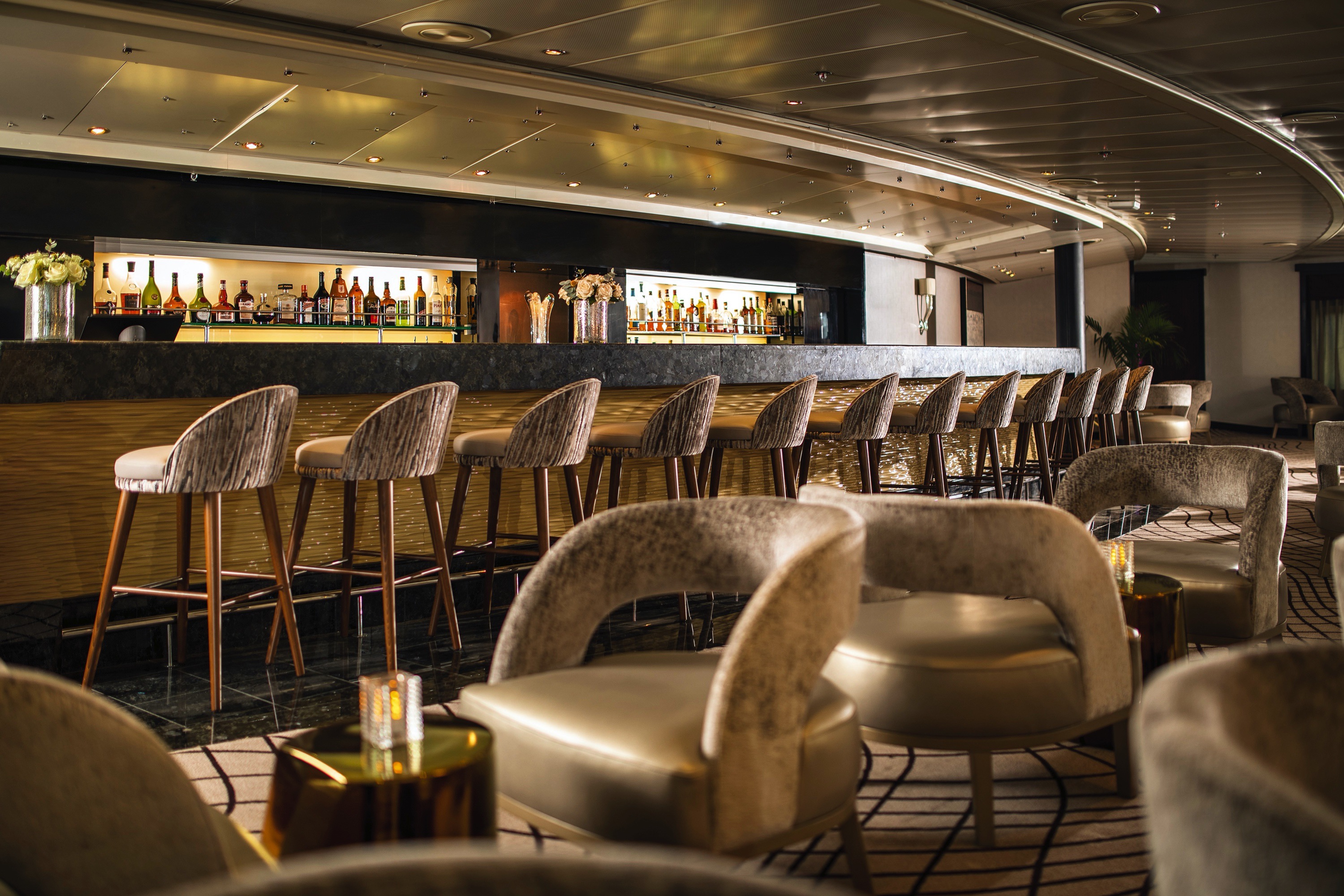 Seven Seas Navigator - Stars Lounge